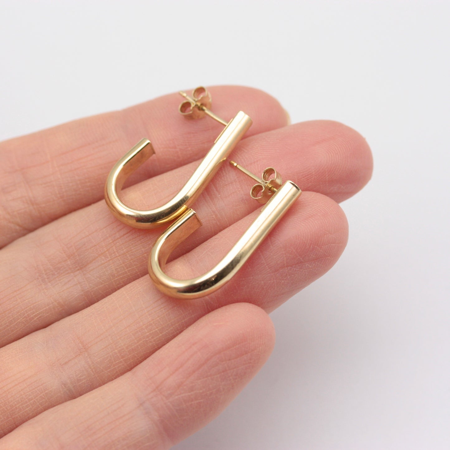 Pre-owned 9ct Yellow Gold Curved Half Hoop Stud Earrings