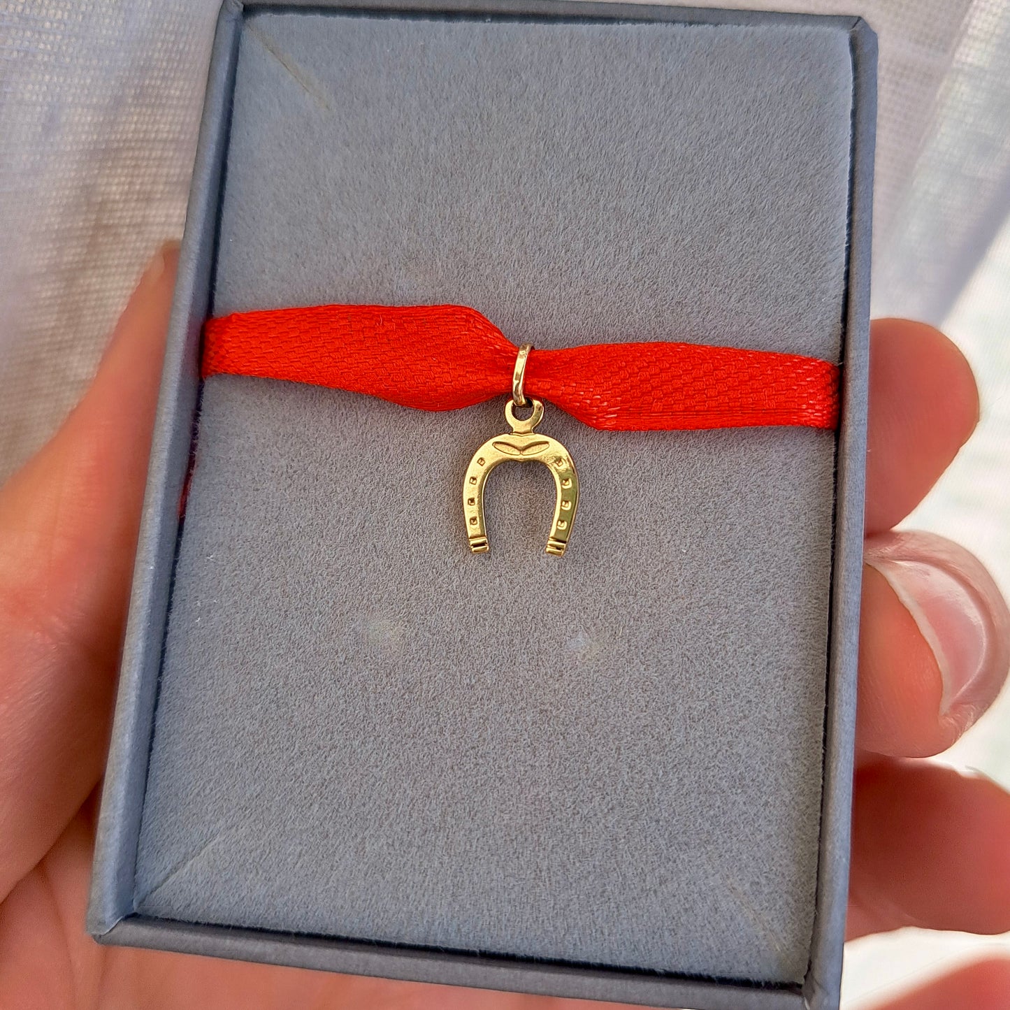 Pre-owned 9ct Tiny Horseshoe Charm