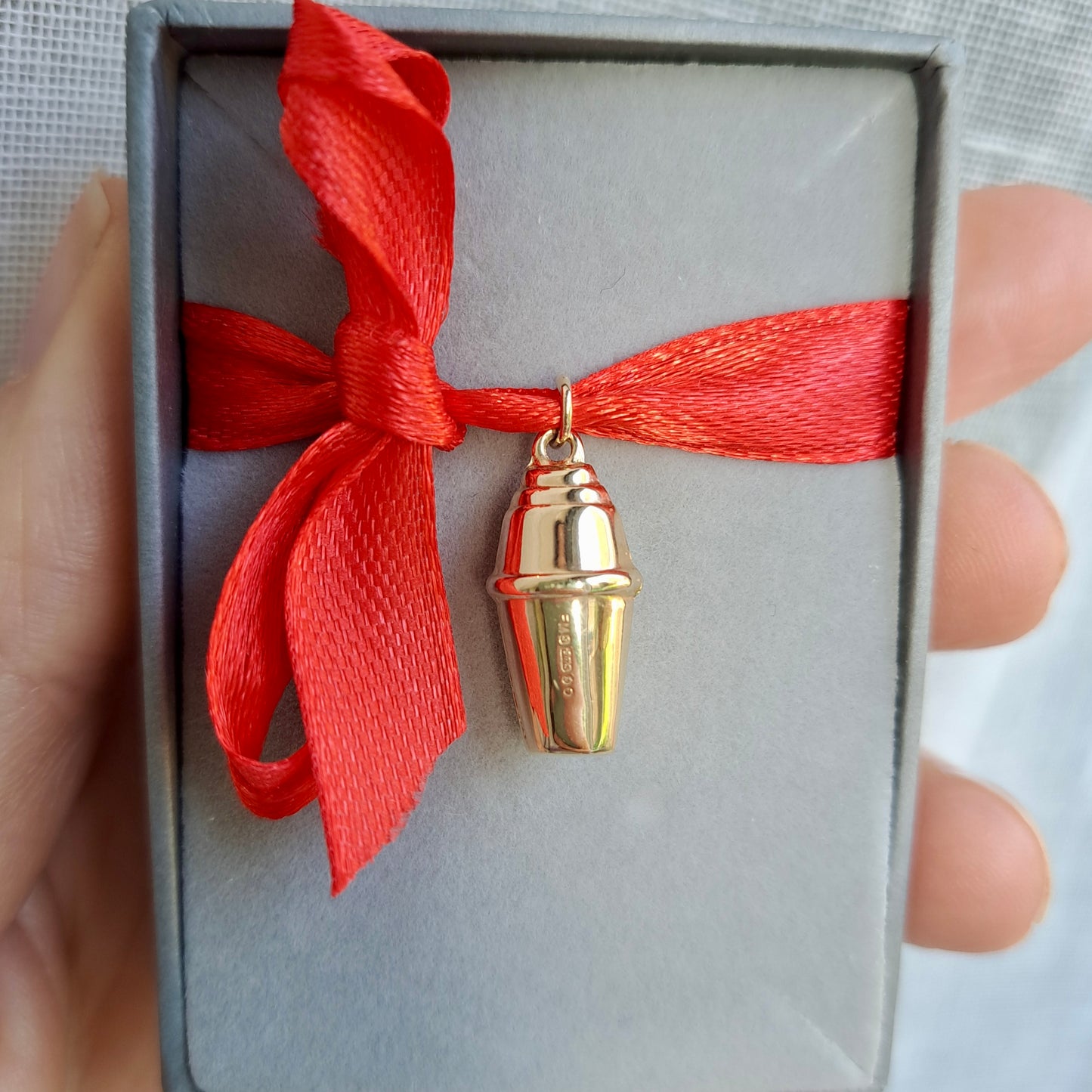 Vintage 9ct Gold Cocktail Shaker Charm, 1974