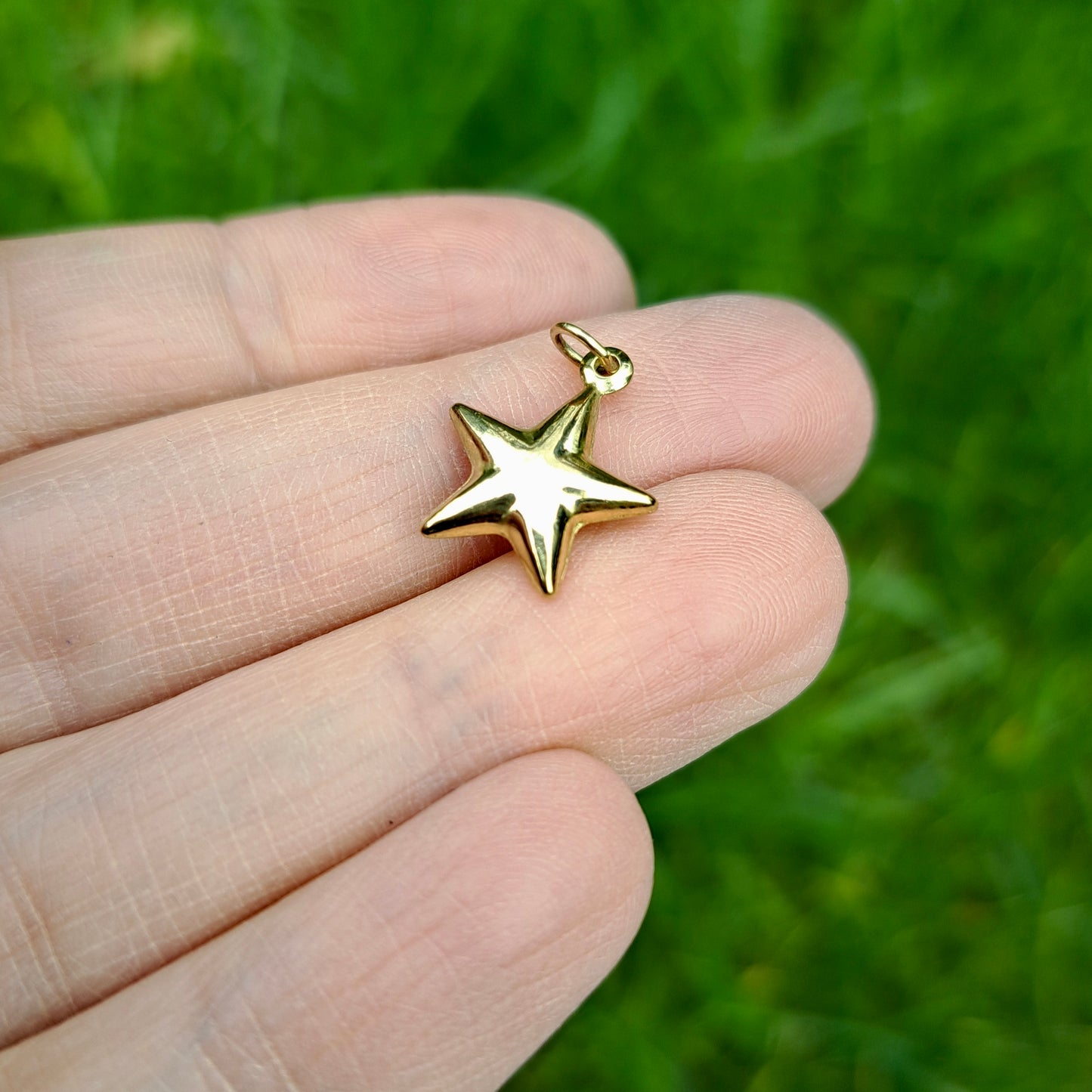 Vintage 9ct Gold Puffy Star Charm
