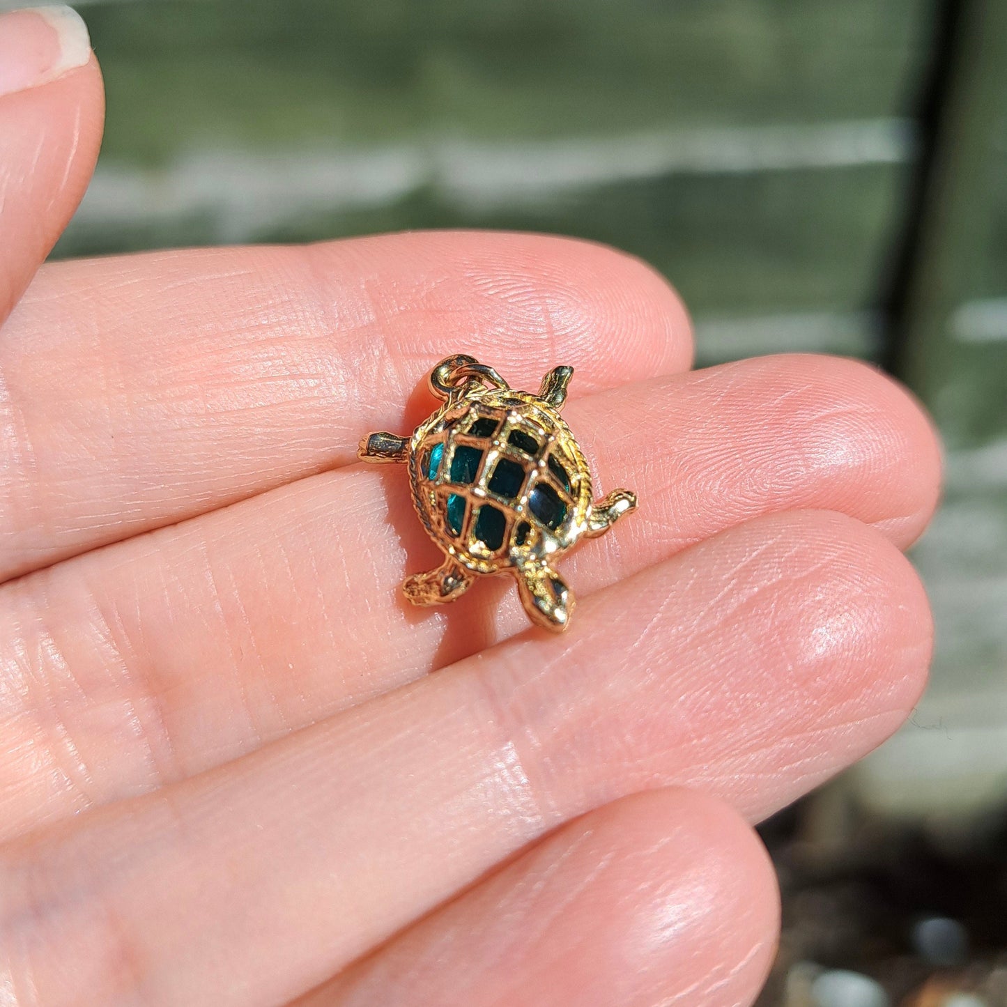 Solid 9ct Gold and Green Glass Tortoise Charm