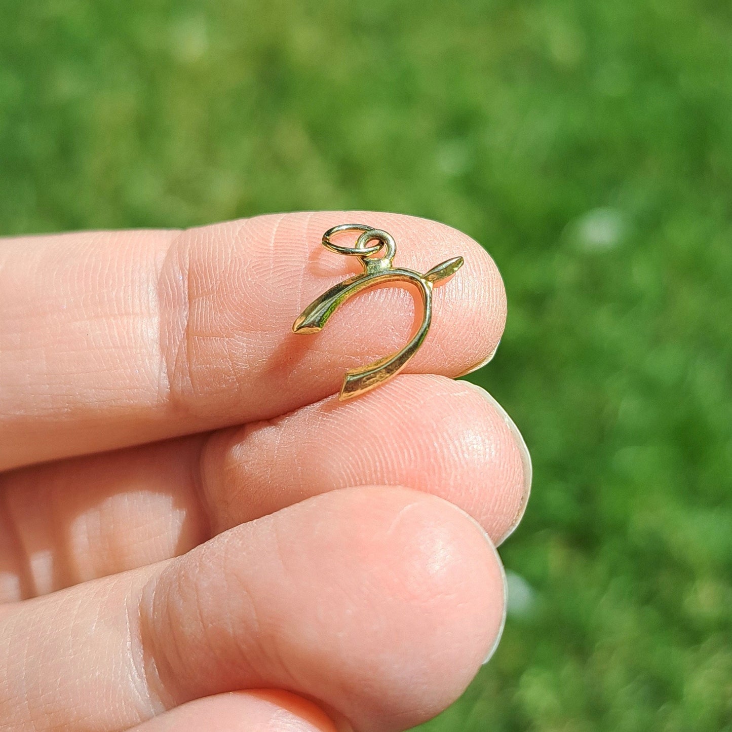 Small Vintage 9ct Gold Lucky Wishbone Charm / Pendant, 1956