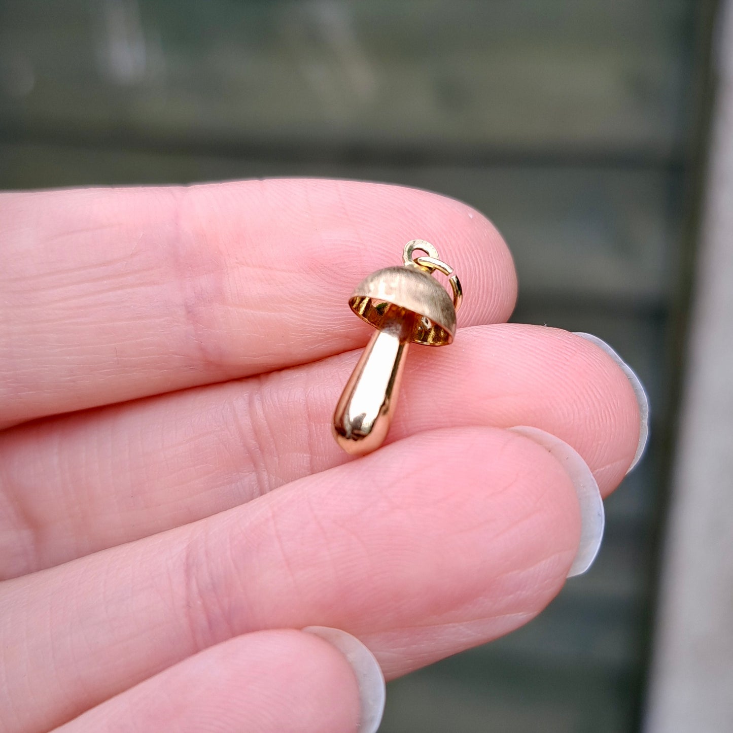 9ct Yellow Gold Mushroom Charm