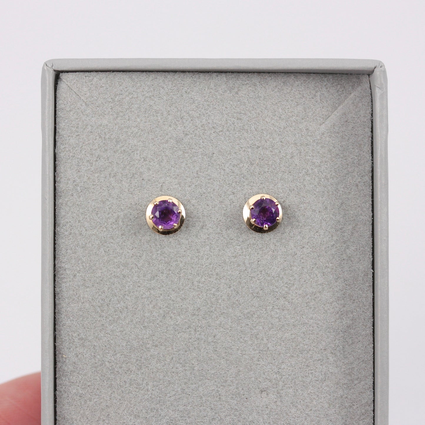 vintage 9ct gold amethyst stud earrings