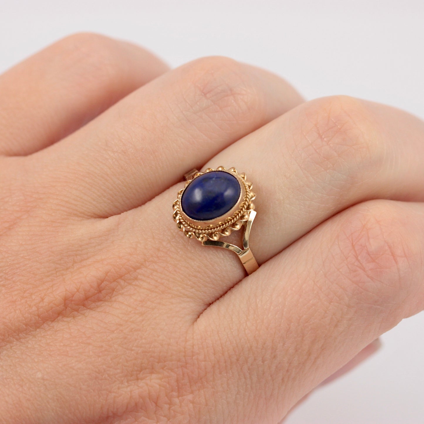 Vintage 9ct Gold Lapis Lazuli Rope Framed Ring, c1980s