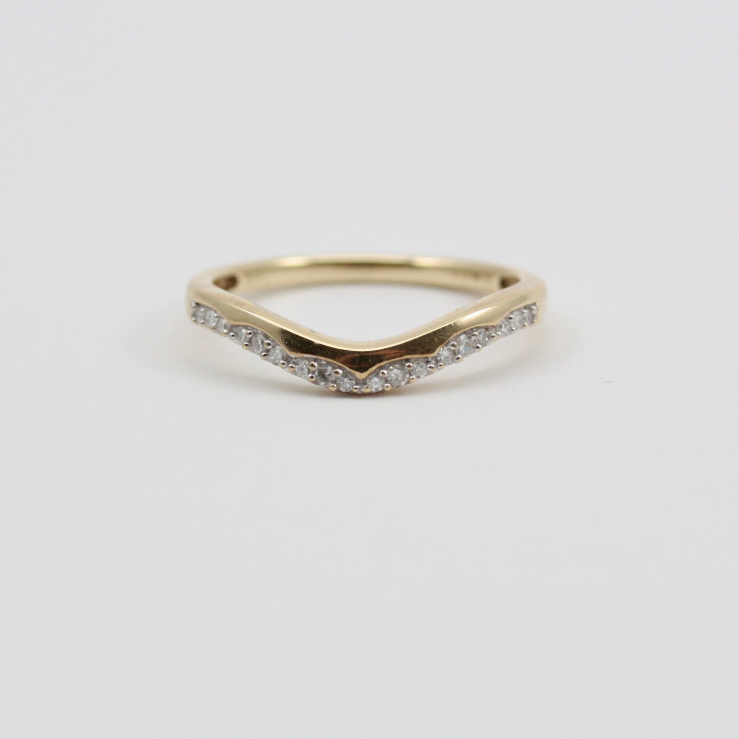 9ct gold diamond wishbone ring 0.10 carats
