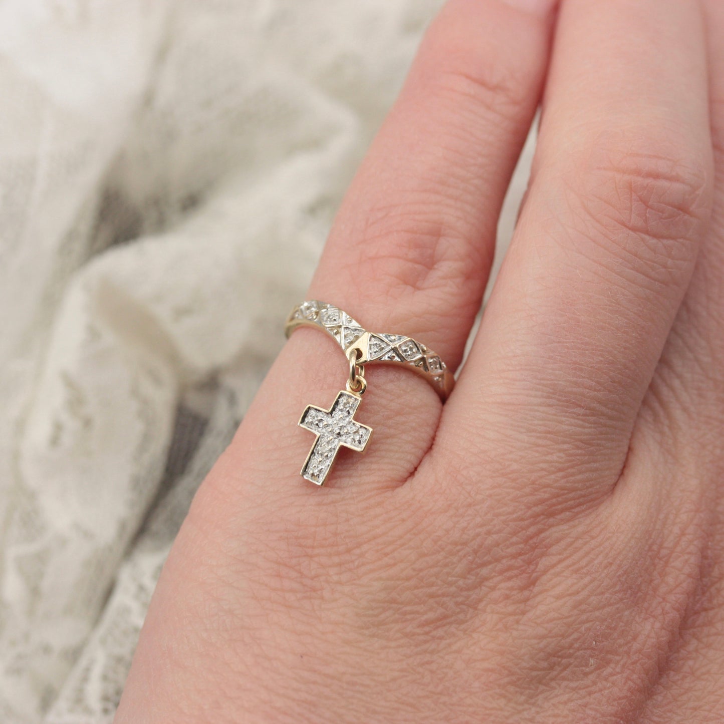 Pre-owned 9ct Gold Diamond Dangle Cross Charm Ring