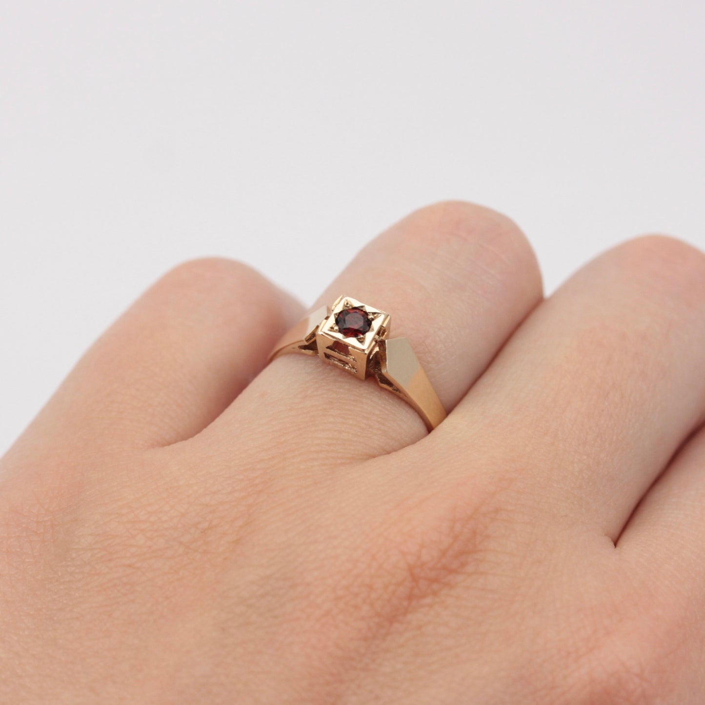 Vintage 9ct Gold Square Front Garnet Solitaire Ring, 1972