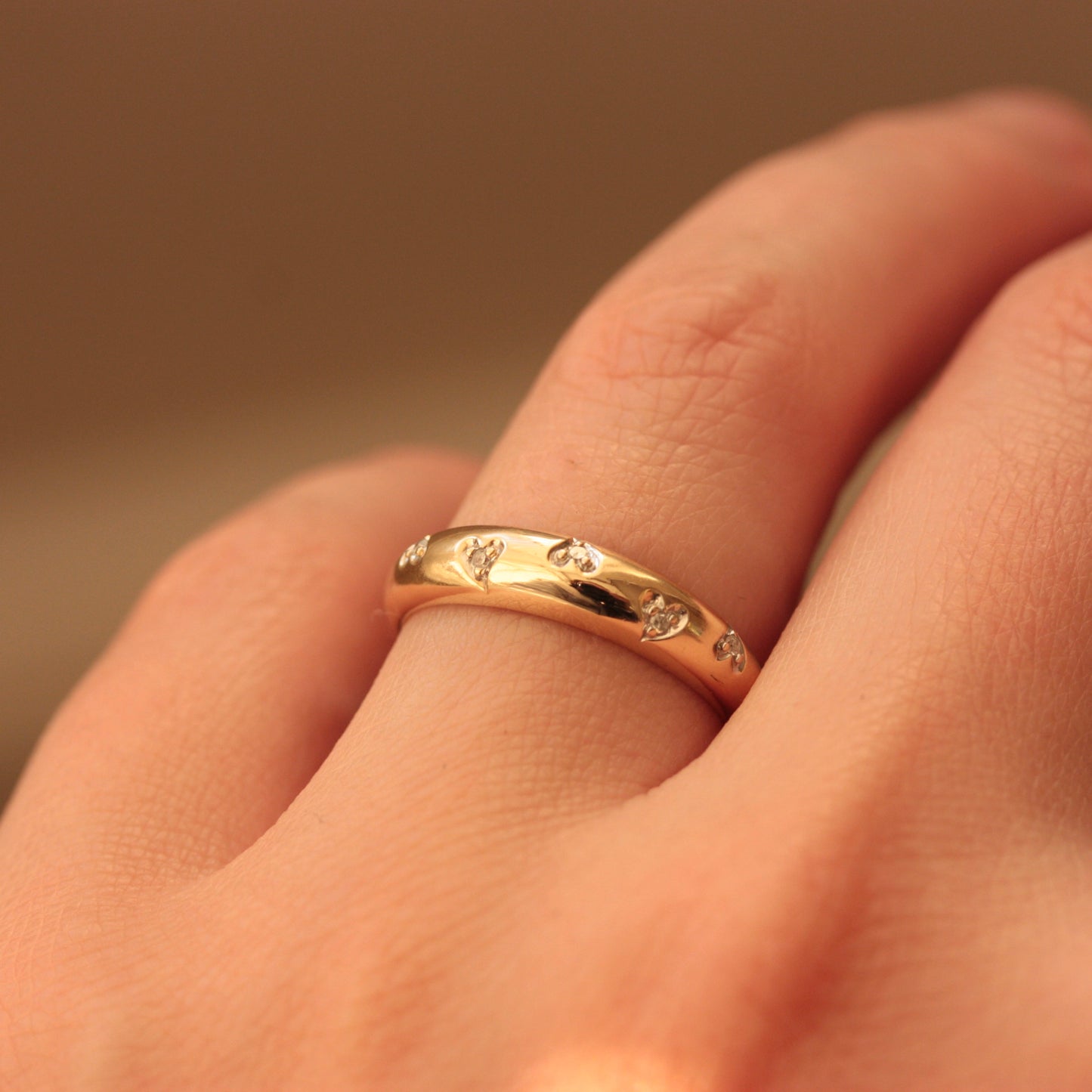 9ct gold domed heart ring