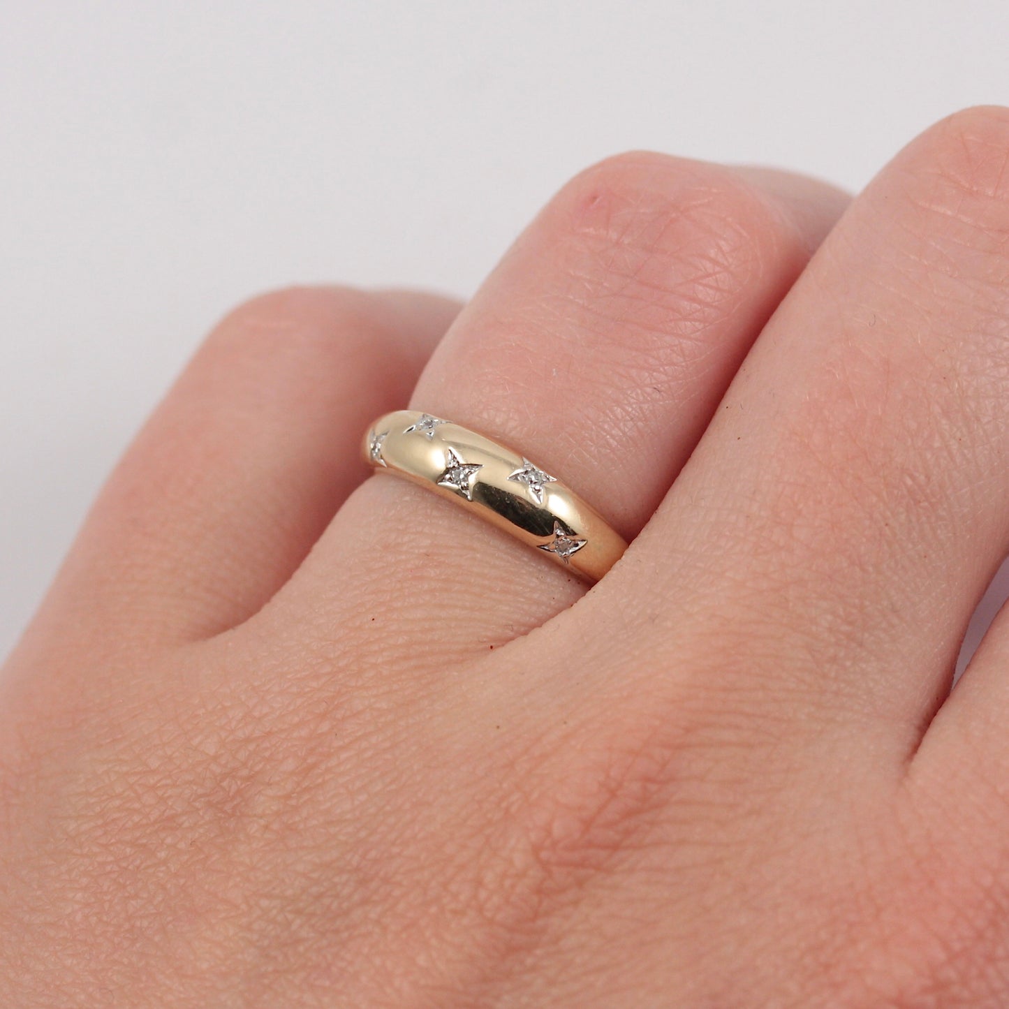 Pre-owned 9ct Gold Star Set Diamond Domed Ring