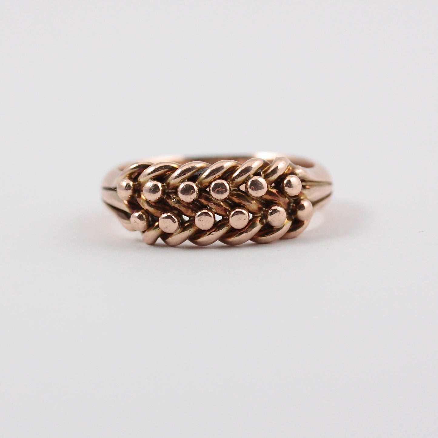 victorian 9ct gold keeper ring