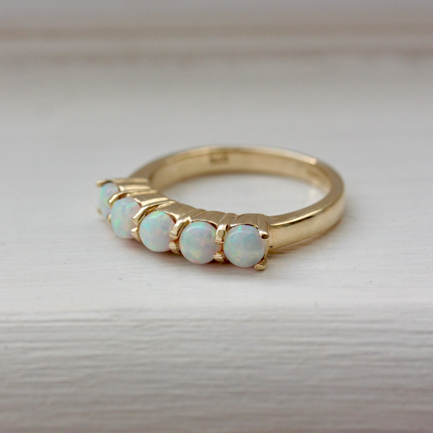 Pre-owned 9ct Gold Lab Created Opal 5 Stone Ring, 2005