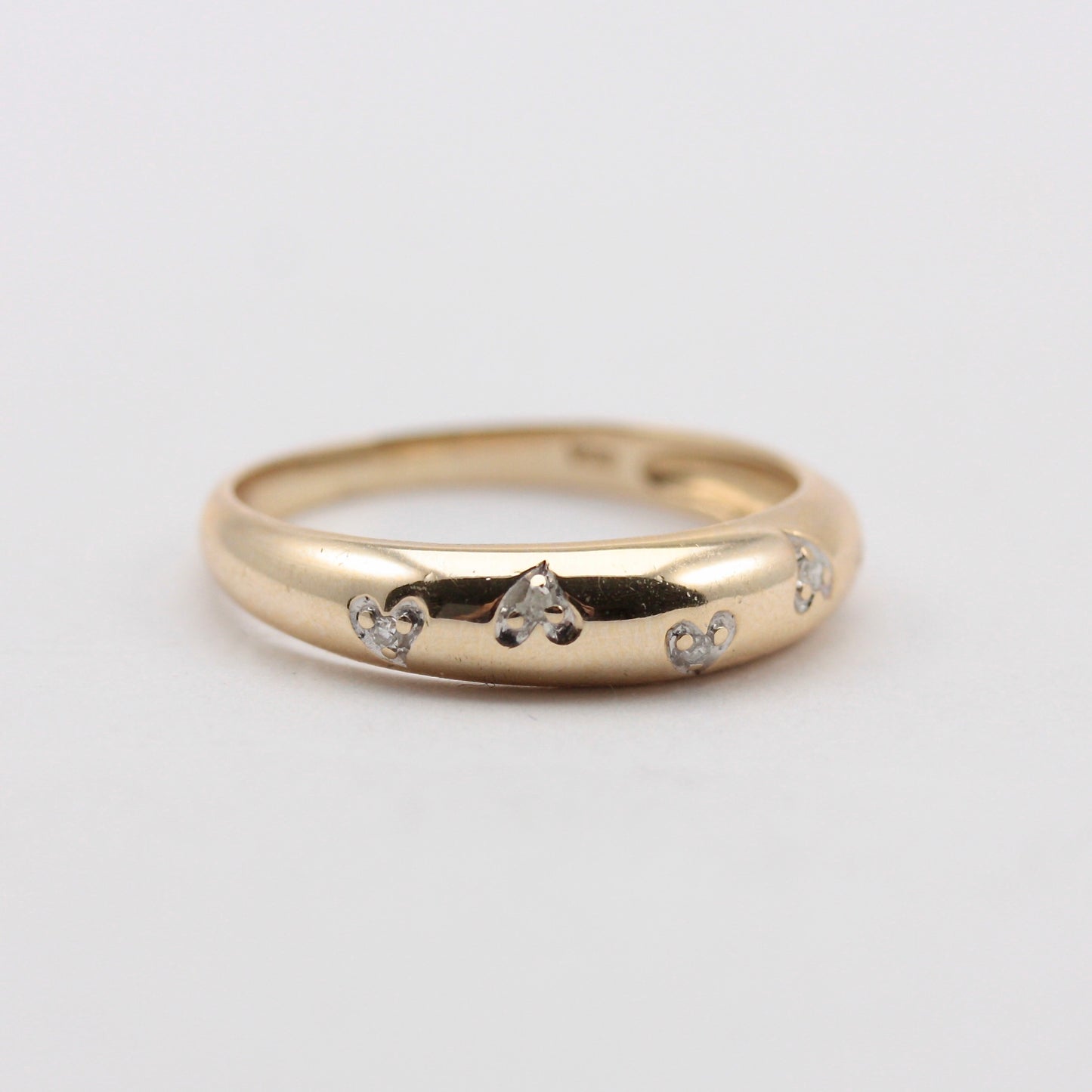 Pre-owned 9ct Gold Diamond Hearts Ring