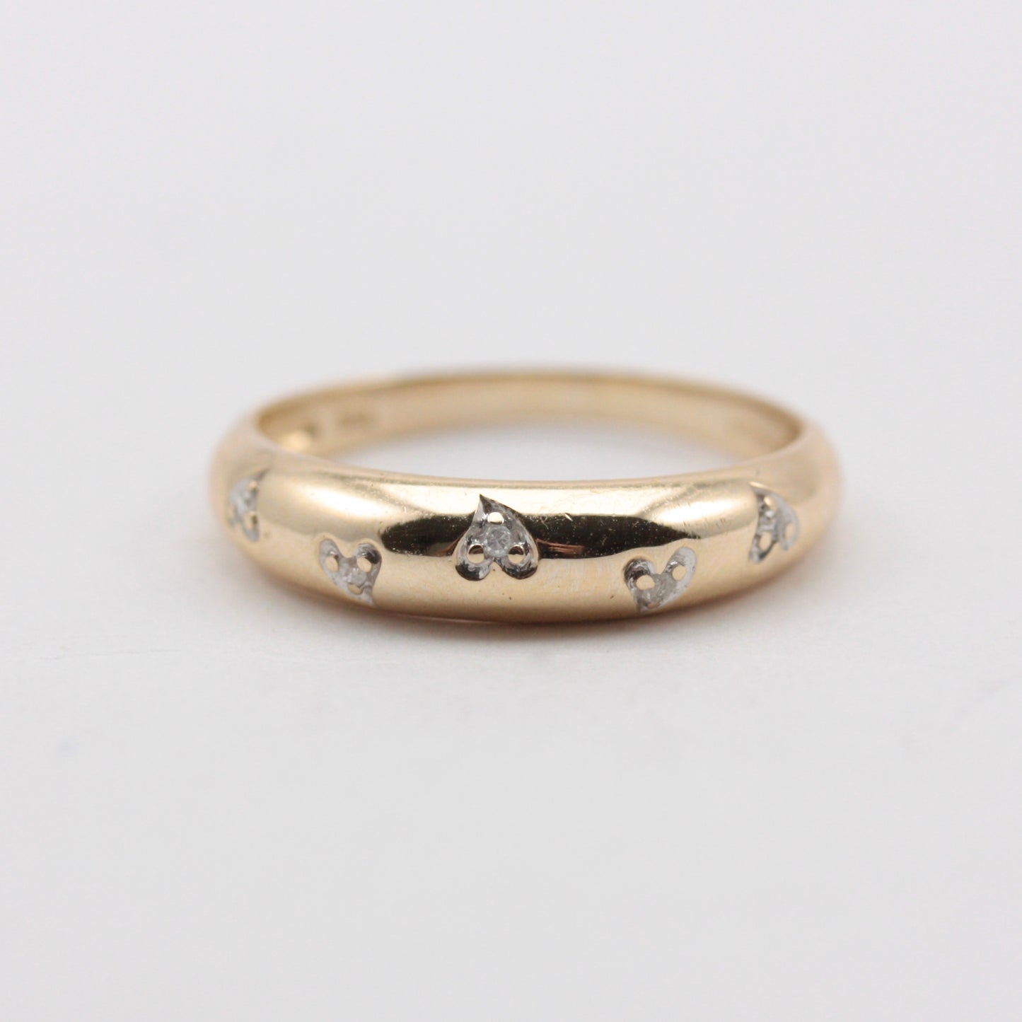 Pre-owned 9ct Gold Diamond Hearts Ring