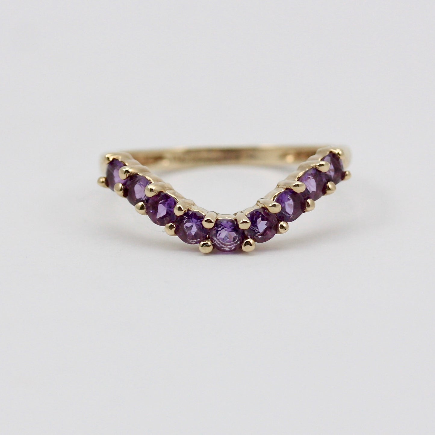 Pre-owned 9ct Gold Amethyst Curved Wishbone Ring