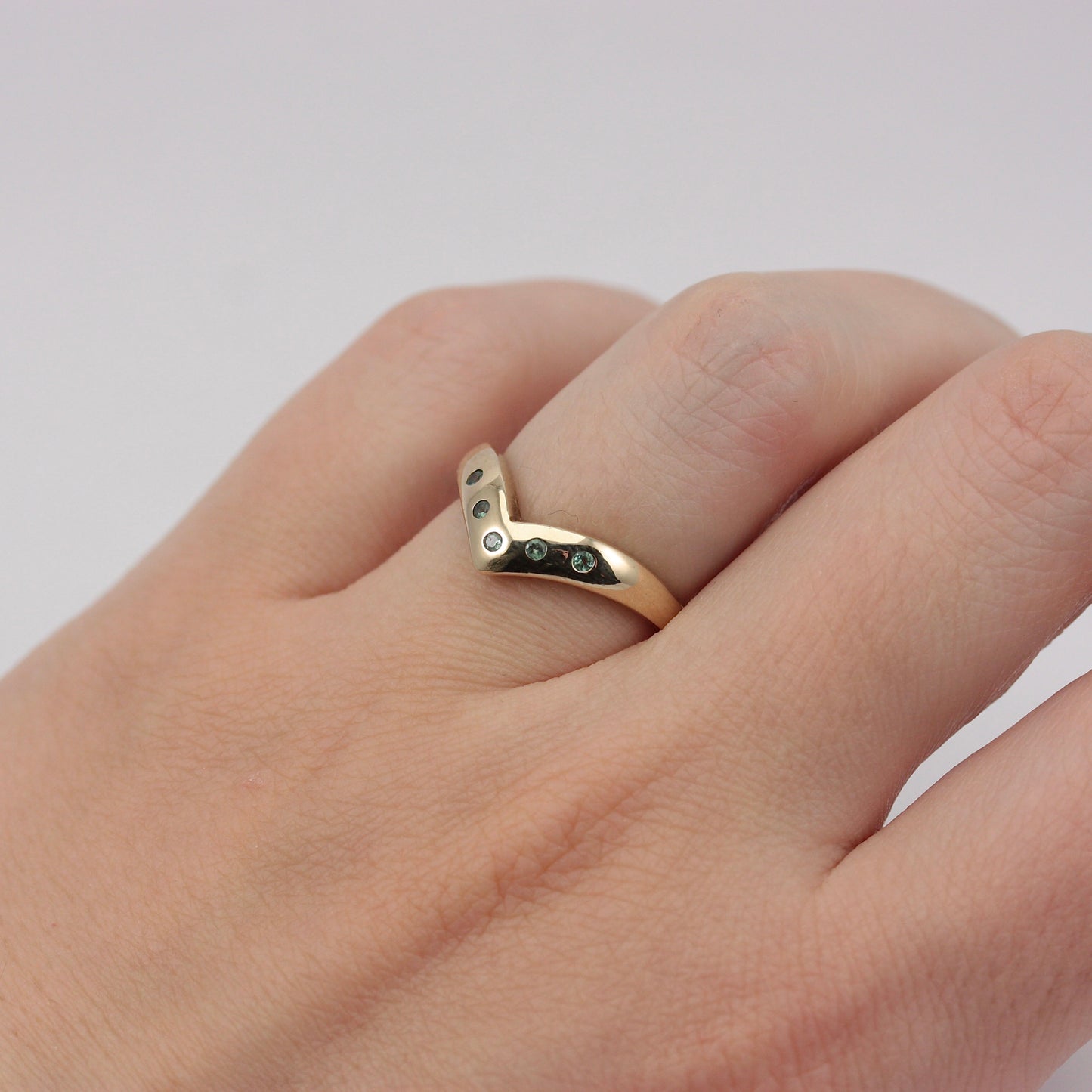 Pre-owned 9ct Gold Peridot Wishbone Ring, 2006