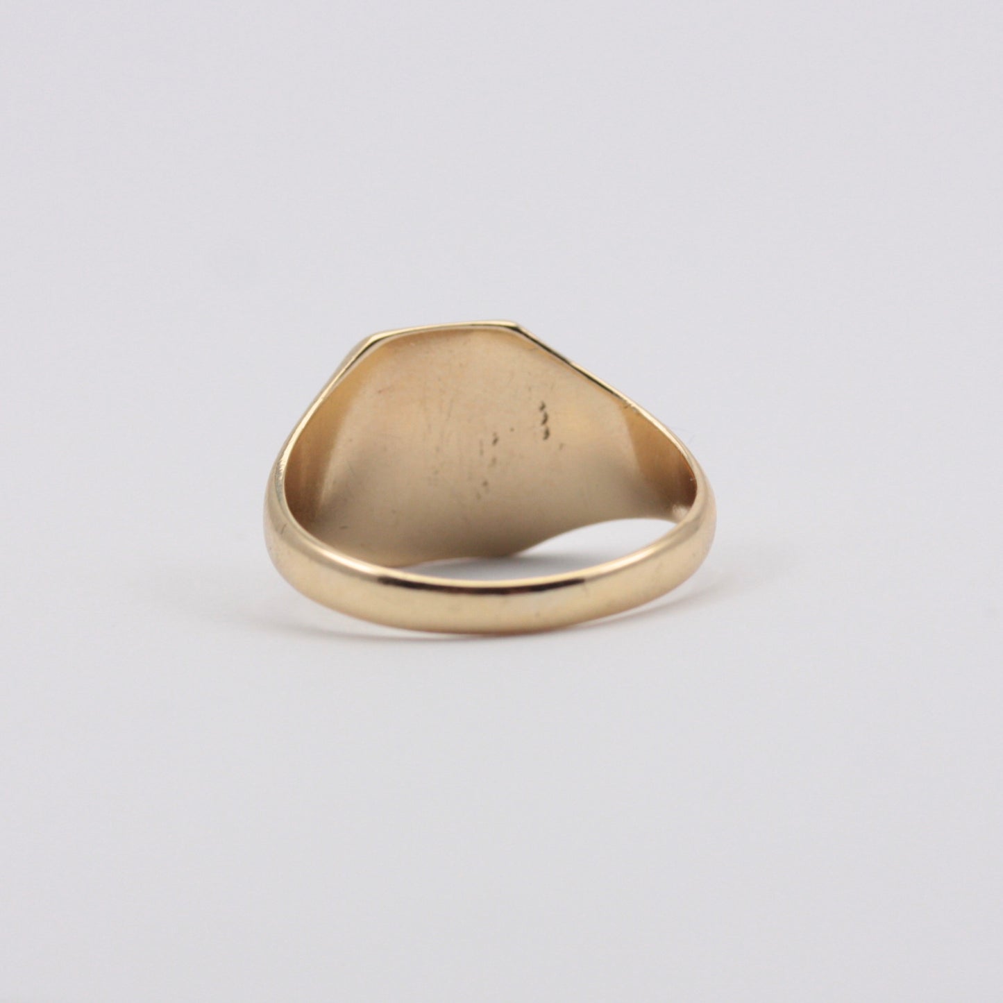 Vintage 9ct Gold Rectangle Shaped Signet Ring