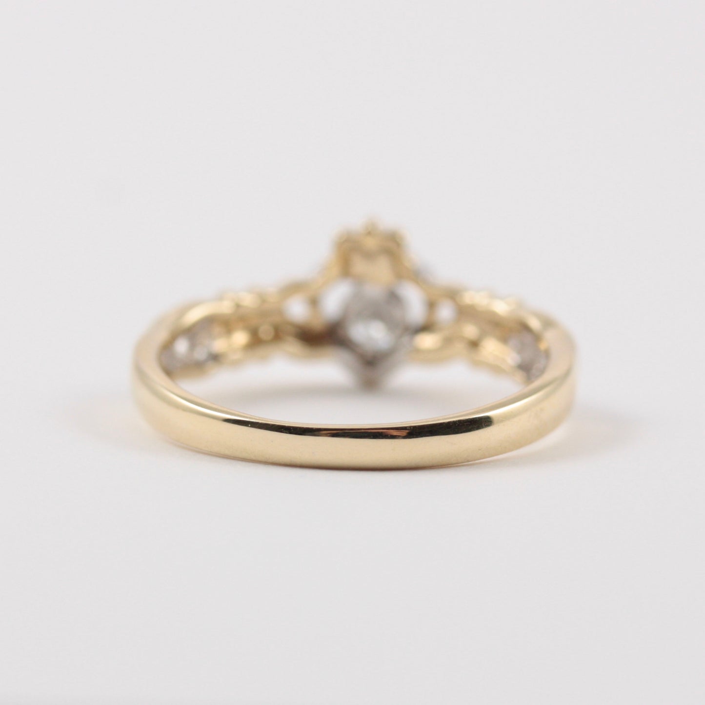 Pre-owned 9ct Yellow and White Gold Claddagh Ring with Diamond