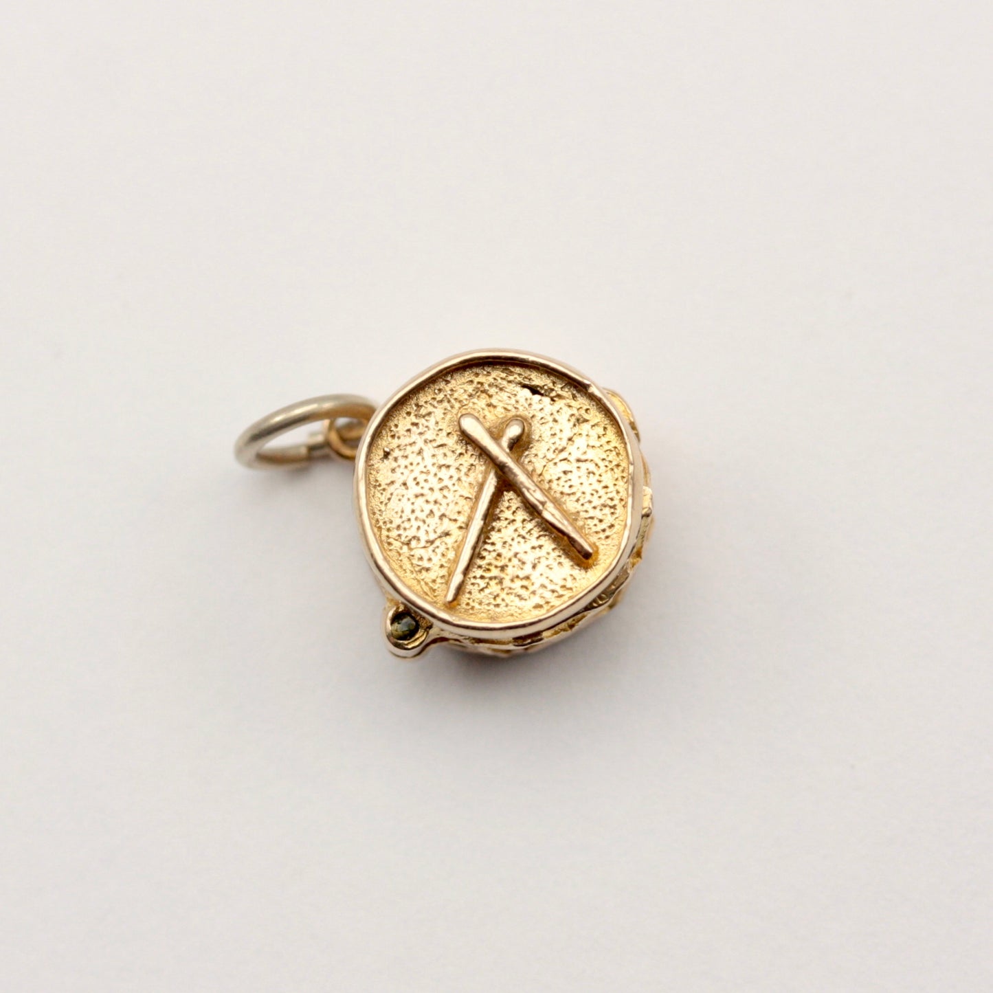 Vintage 9ct Gold Opening Drum Charm with Trumpeter, NUVO, 1961