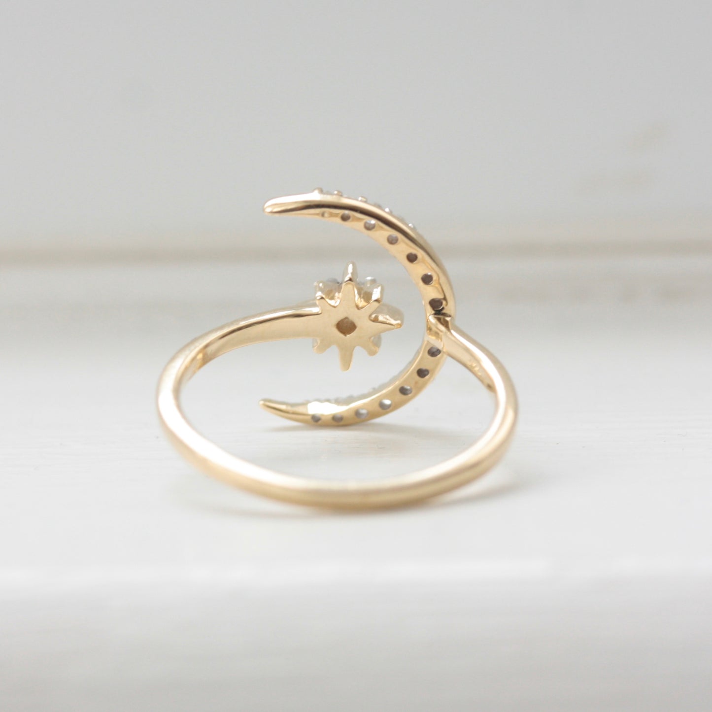 Pre-owned 9ct Gold Cloudy Diamond Moon and Star Ring