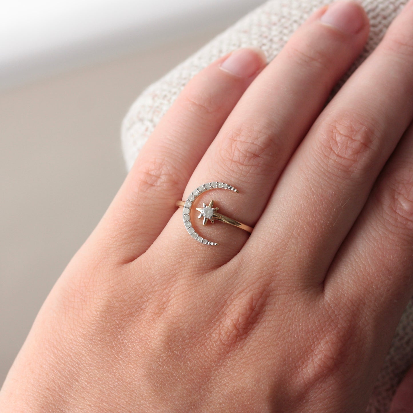 Pre-owned 9ct Gold Cloudy Diamond Moon and Star Ring
