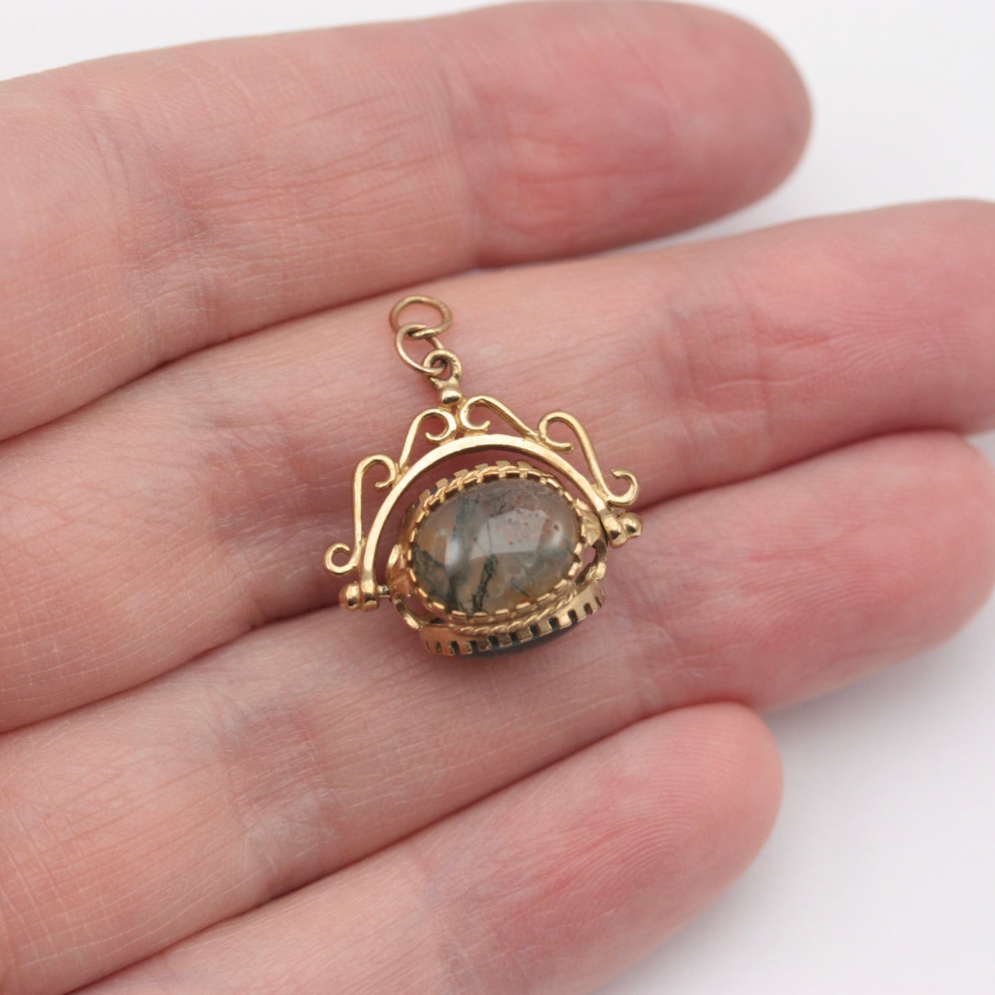 Vintage 9ct Gold Three Sided Moss Agate Spinner Fob Pendant