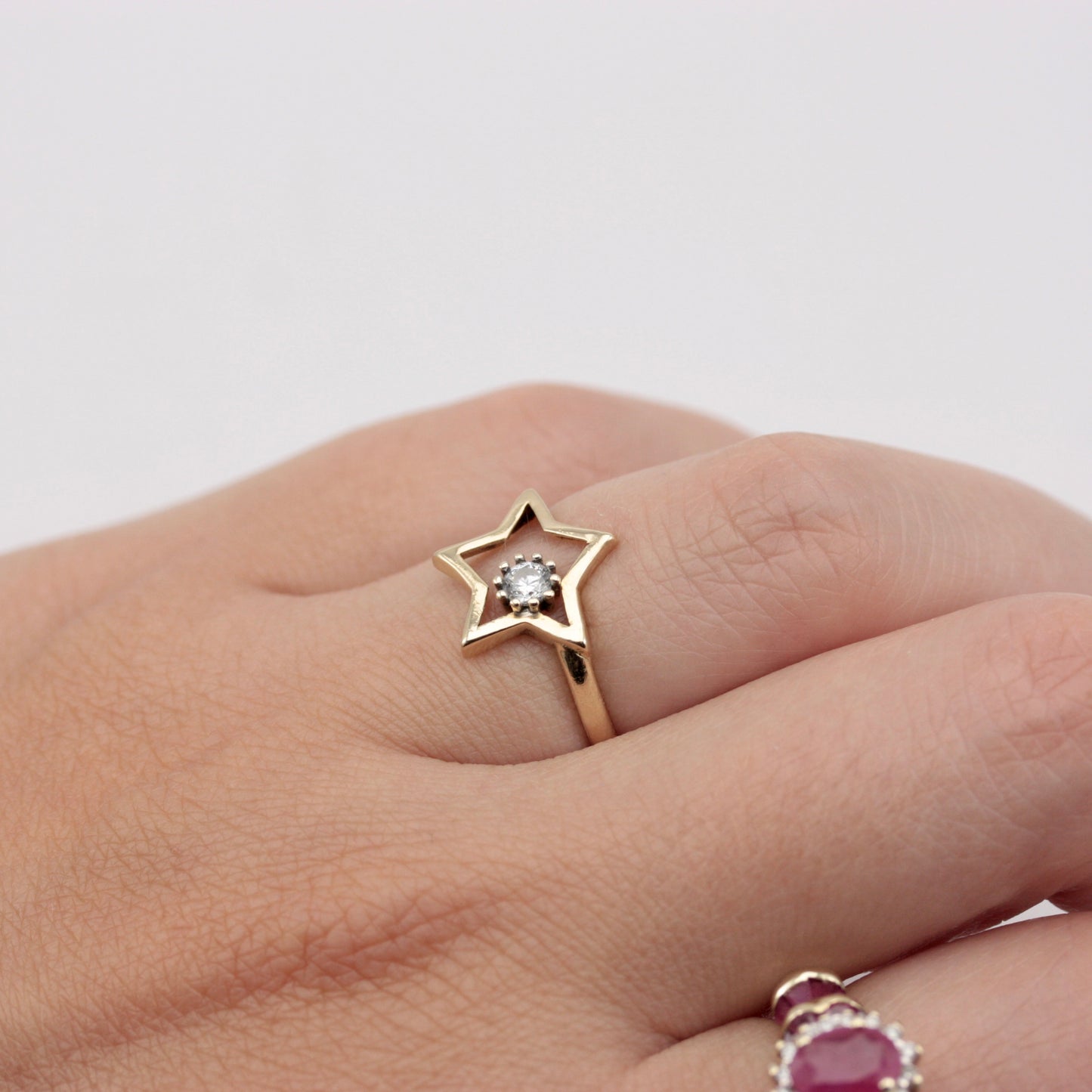 second hand 14k gold open star ring