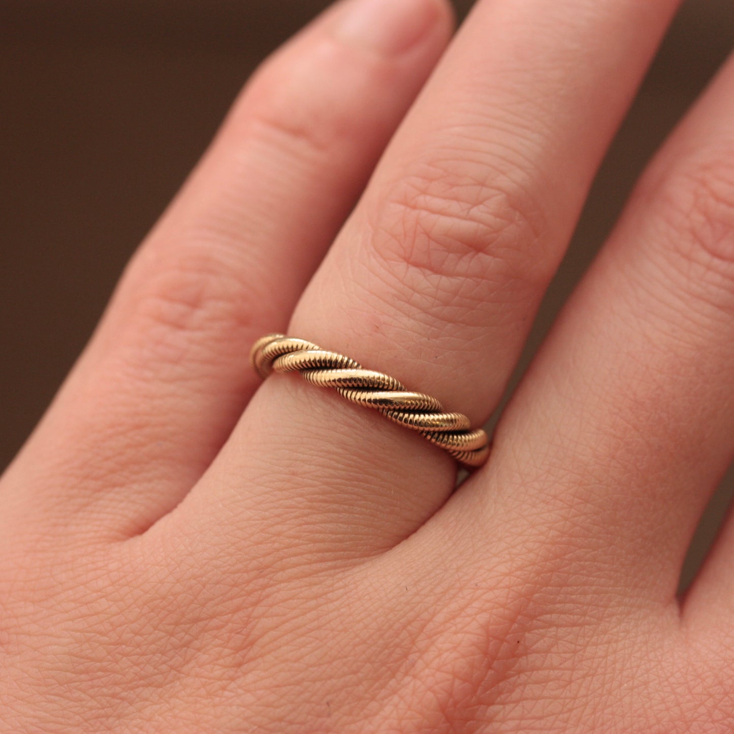 1970s rope twist ring gold