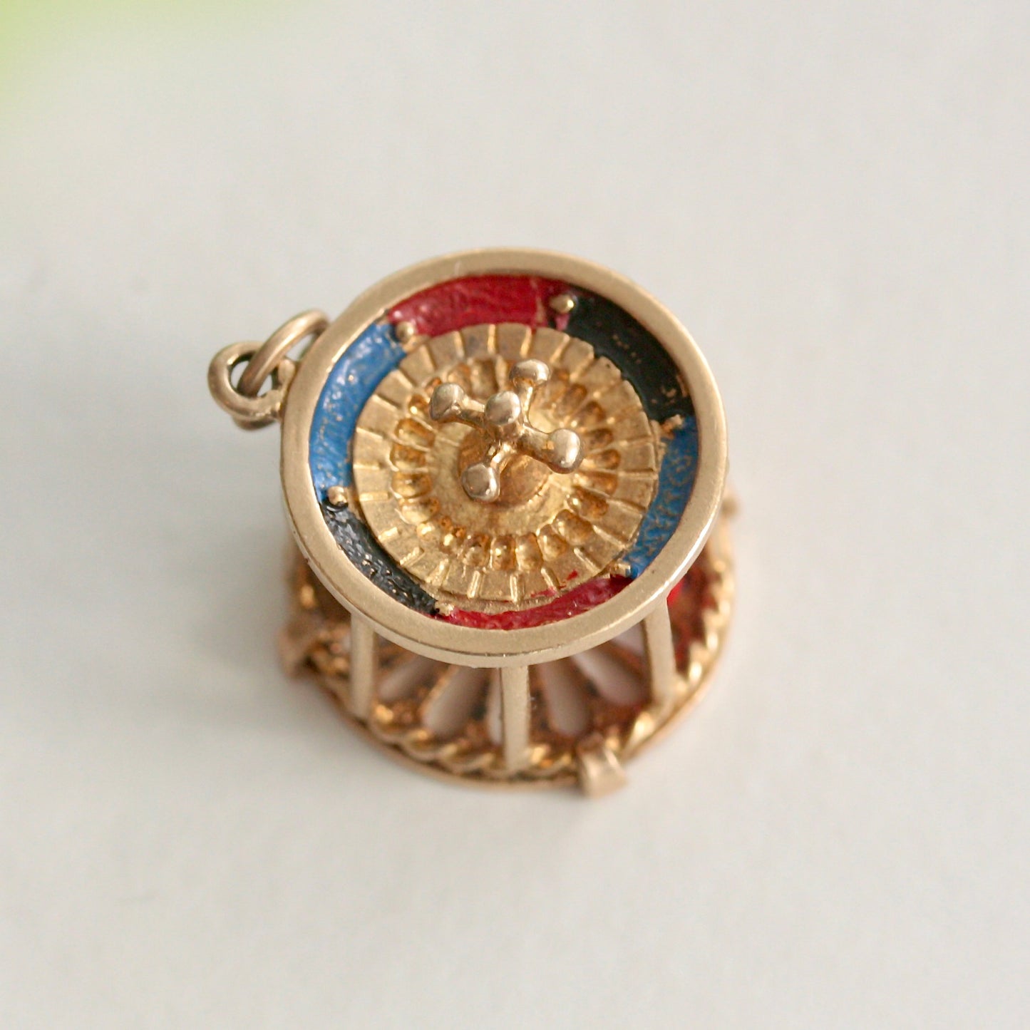 vintage 9ct gold enamel roulette wheel charm
