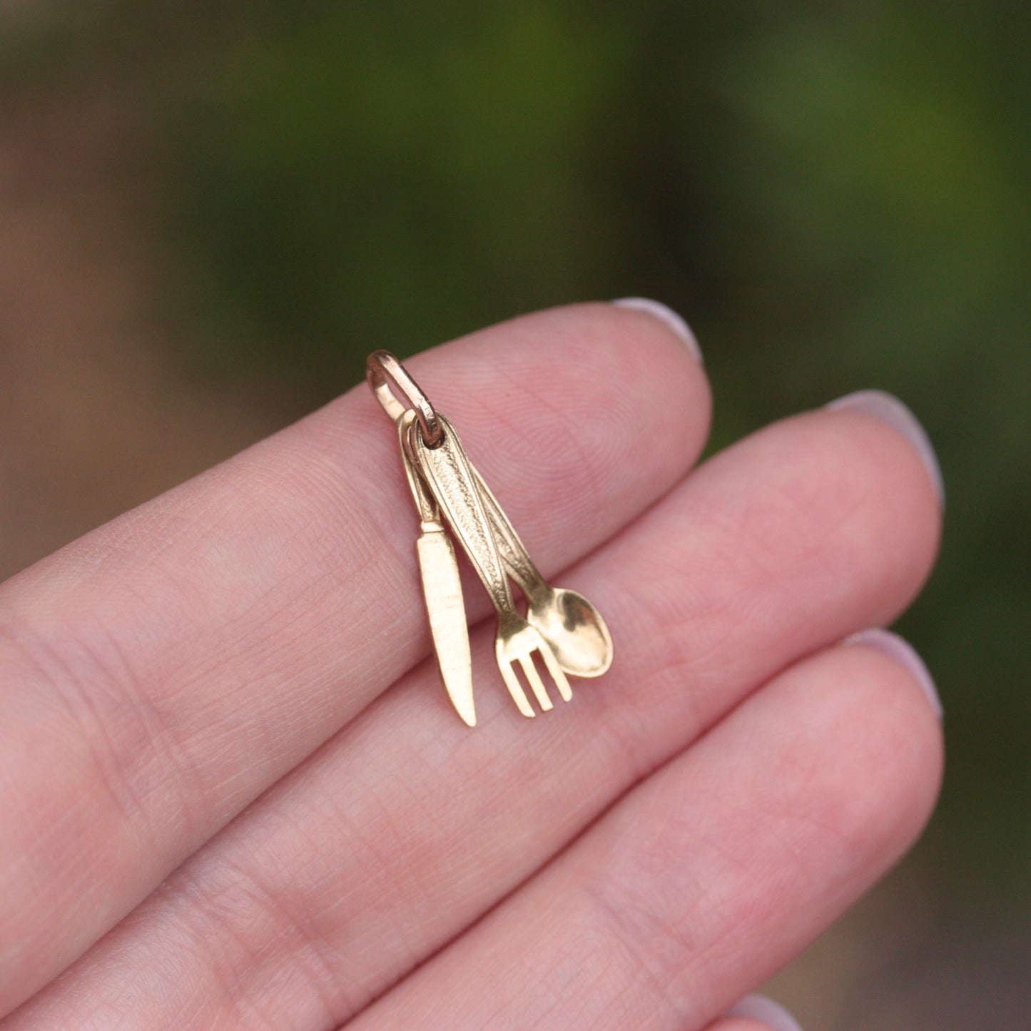 vintage 9ct gold cutlery set charm