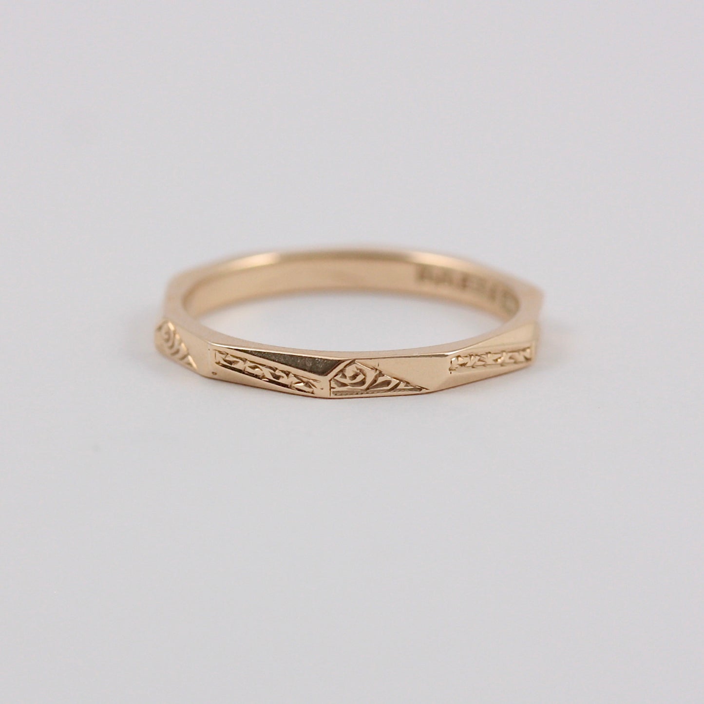 Vintage 9ct Gold Patterned Decagon Band Ring, 1953