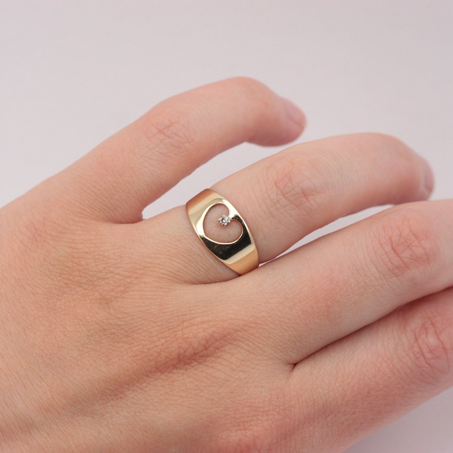 Vintage 9ct Gold Heart Cut Out Band with Diamond, 1978