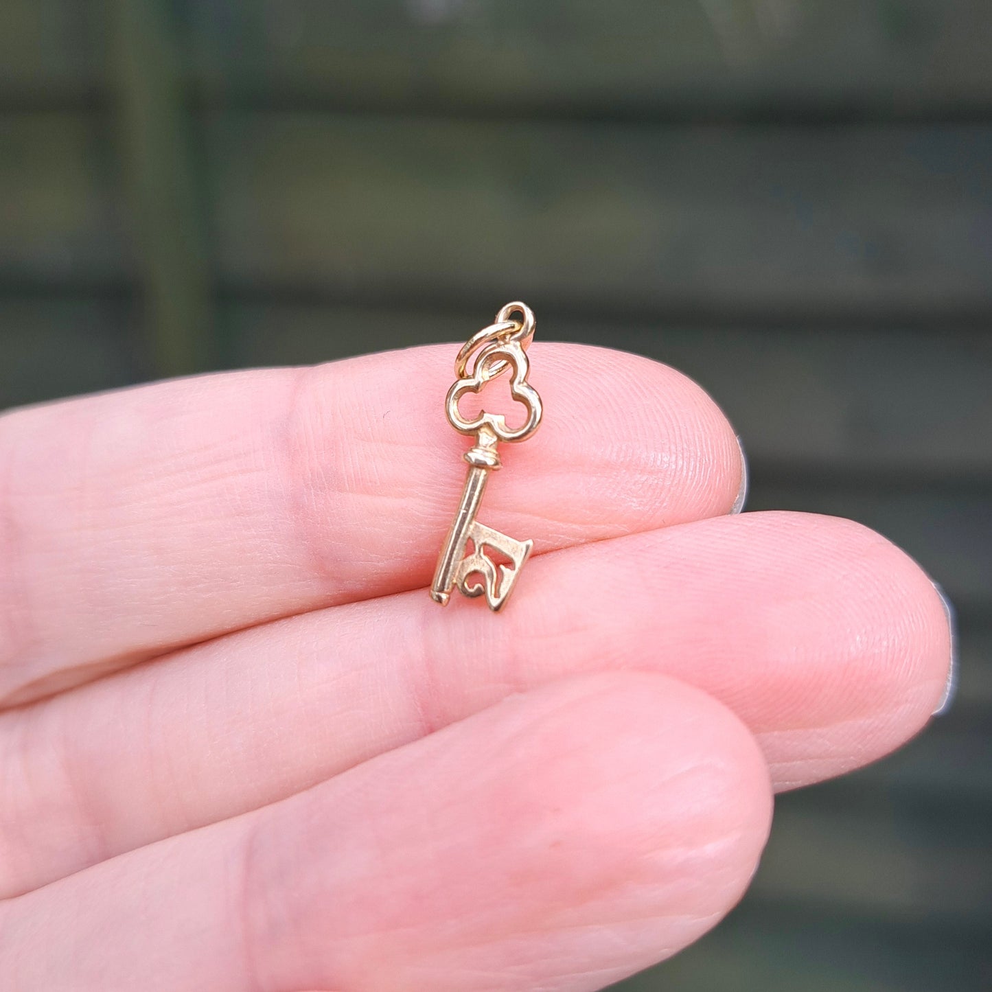 9ct Gold Mini "21" Key Charm / Pendant