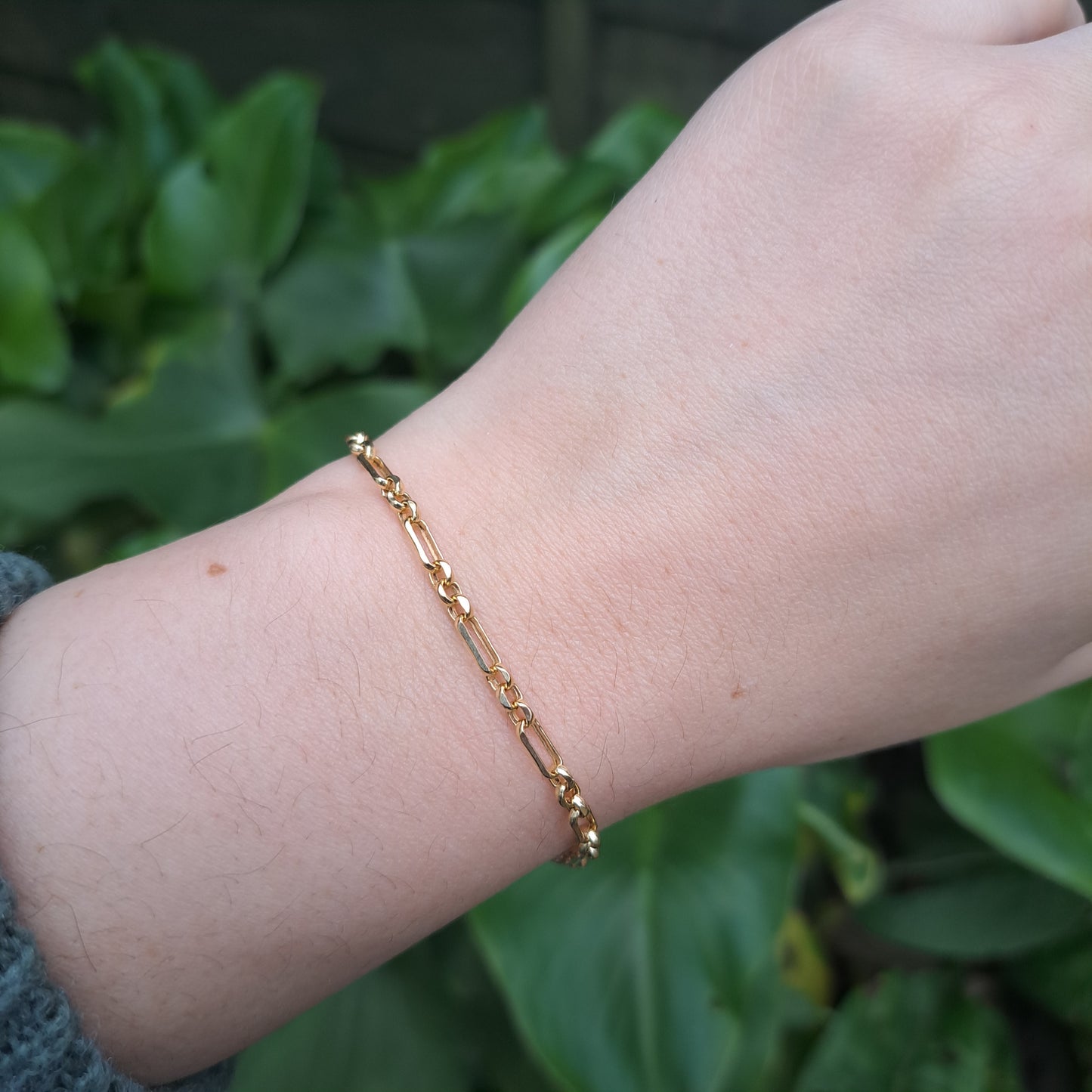 Pre-owned 9ct Yellow Gold Square Figaro Style Bracelet