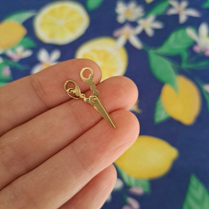 Vintage 9ct Gold Moving Scissors Charm
