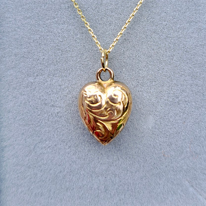 Vintage 9ct Gold Engraved Puffy Heart Charm, 12mm