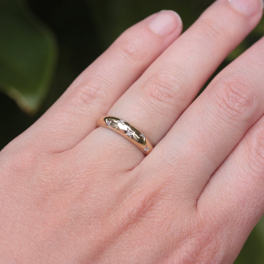 Pre-owned 9ct Gold Star Set Diamond Domed Ring