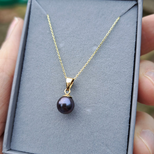 9ct Gold Black Freshwater Pearl Pendant