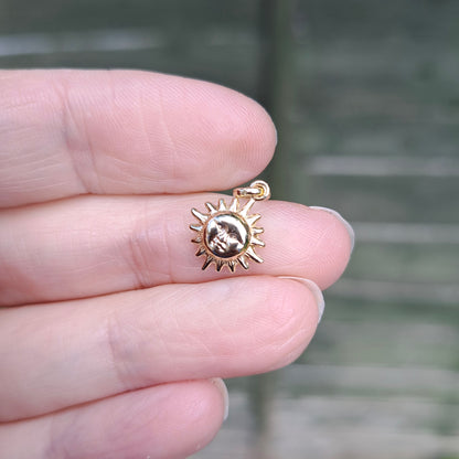 Vintage 14ct Gold Small Sun Face Charm