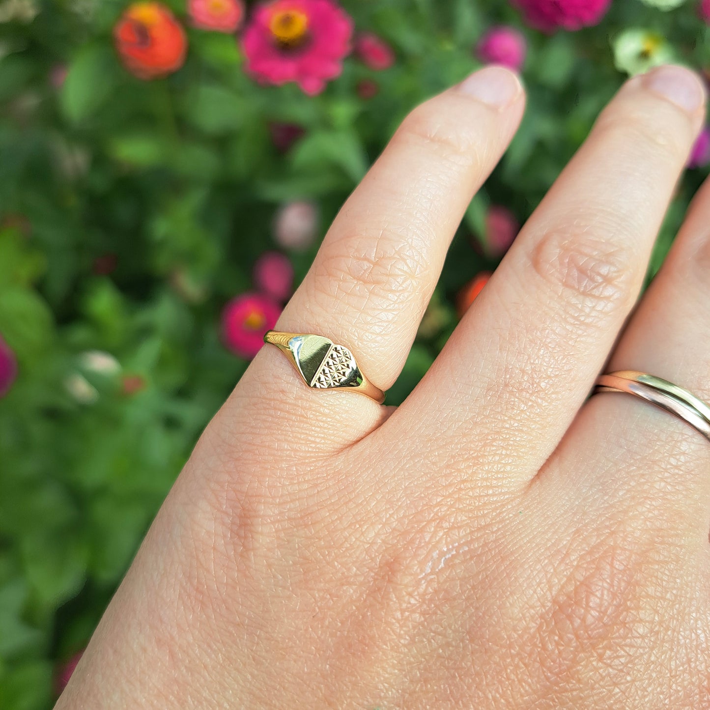 Vintage 9ct Gold Heart Signet Ring, 1983