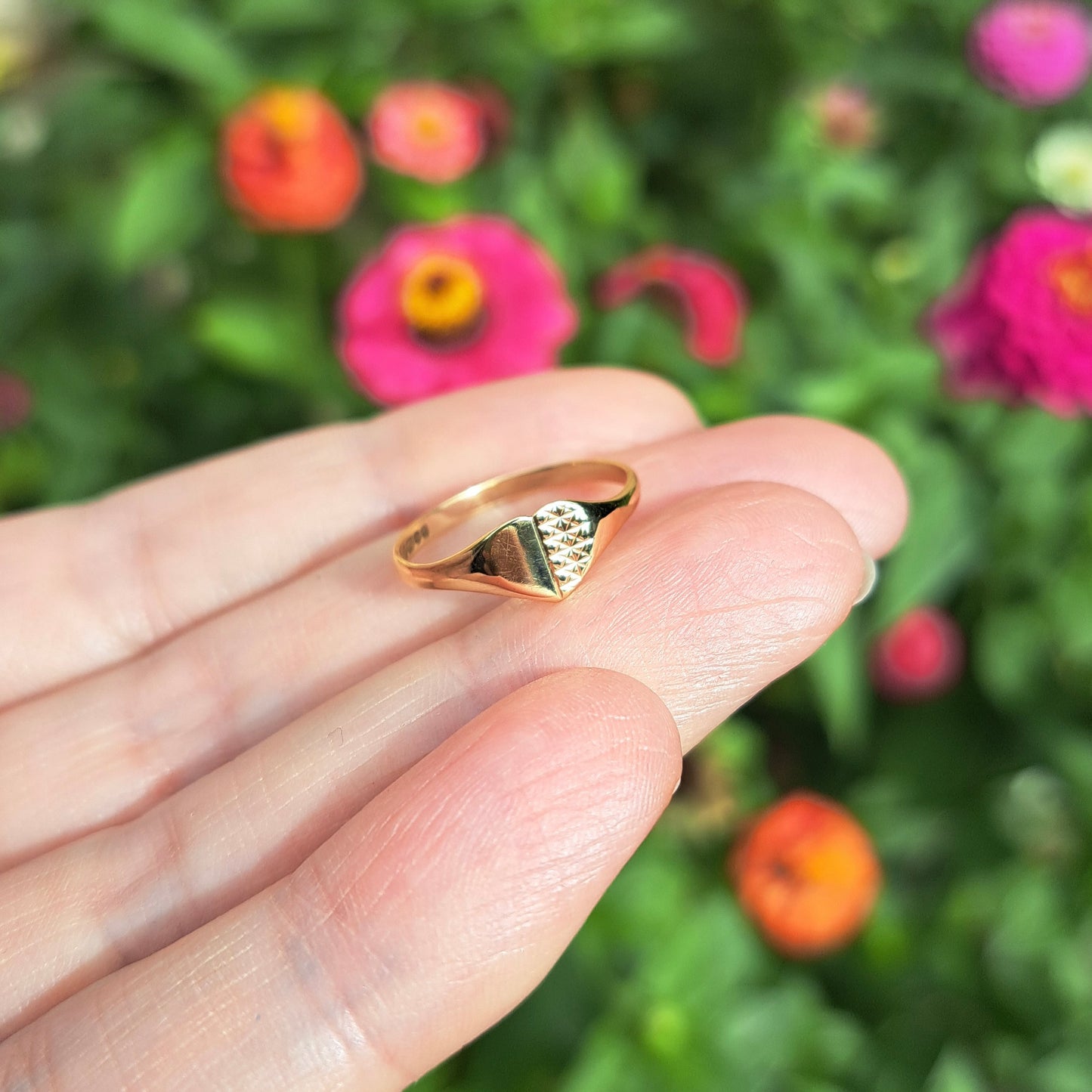 Vintage 9ct Gold Heart Signet Ring, 1983