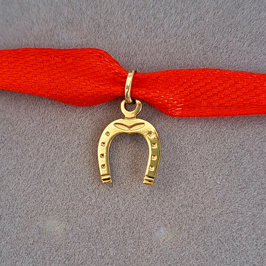 Pre-owned 9ct Tiny Horseshoe Charm