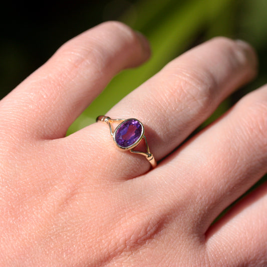Vintage 9ct Gold and Amethyst Solitaire Ring, 1979