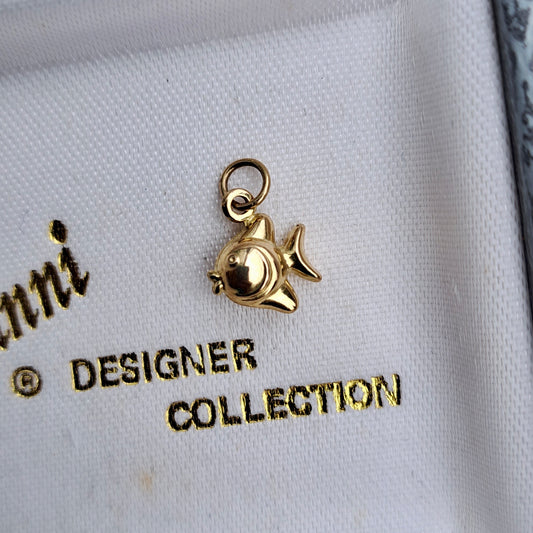 Vintage 9ct Gold Mini Puffy Fish Charm