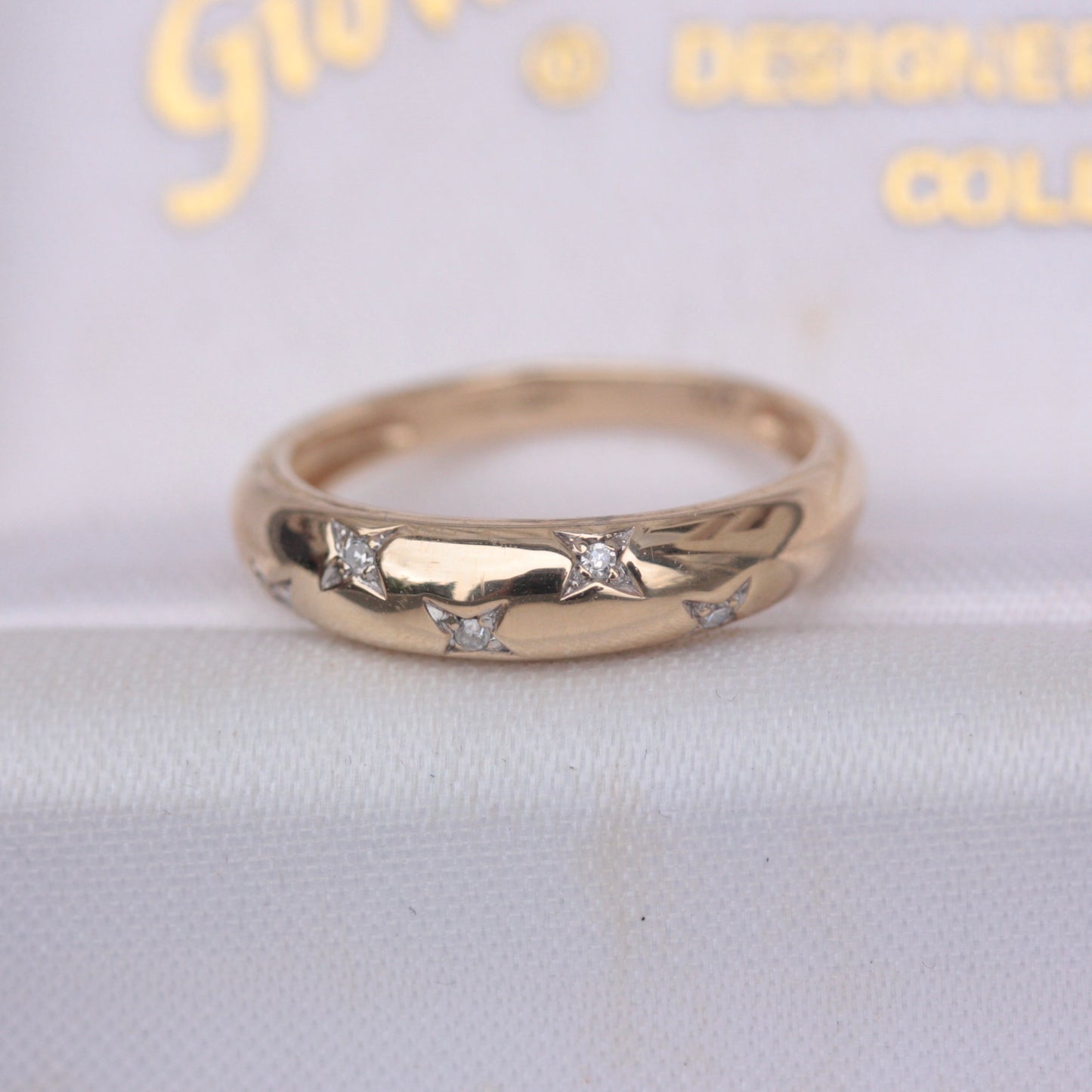 Pre-owned 9ct Gold Star Set Diamond Domed Ring