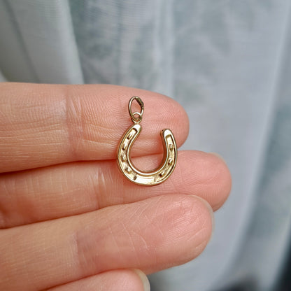 Vintage 9ct Yellow Gold Horseshoe Charm