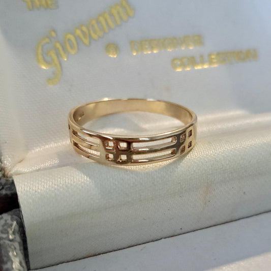 Pre-owned 9ct Yellow Gold Rennie Mackintosh Style Ring