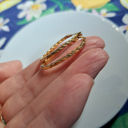 Pre-owned 9ct Gold Oval Twist Hoop Earrings, Medium