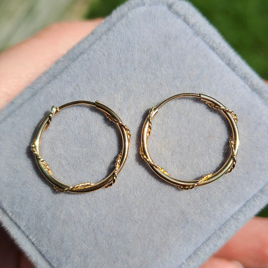Vintage 9ct Gold Wire Twist Sleeper Hoops