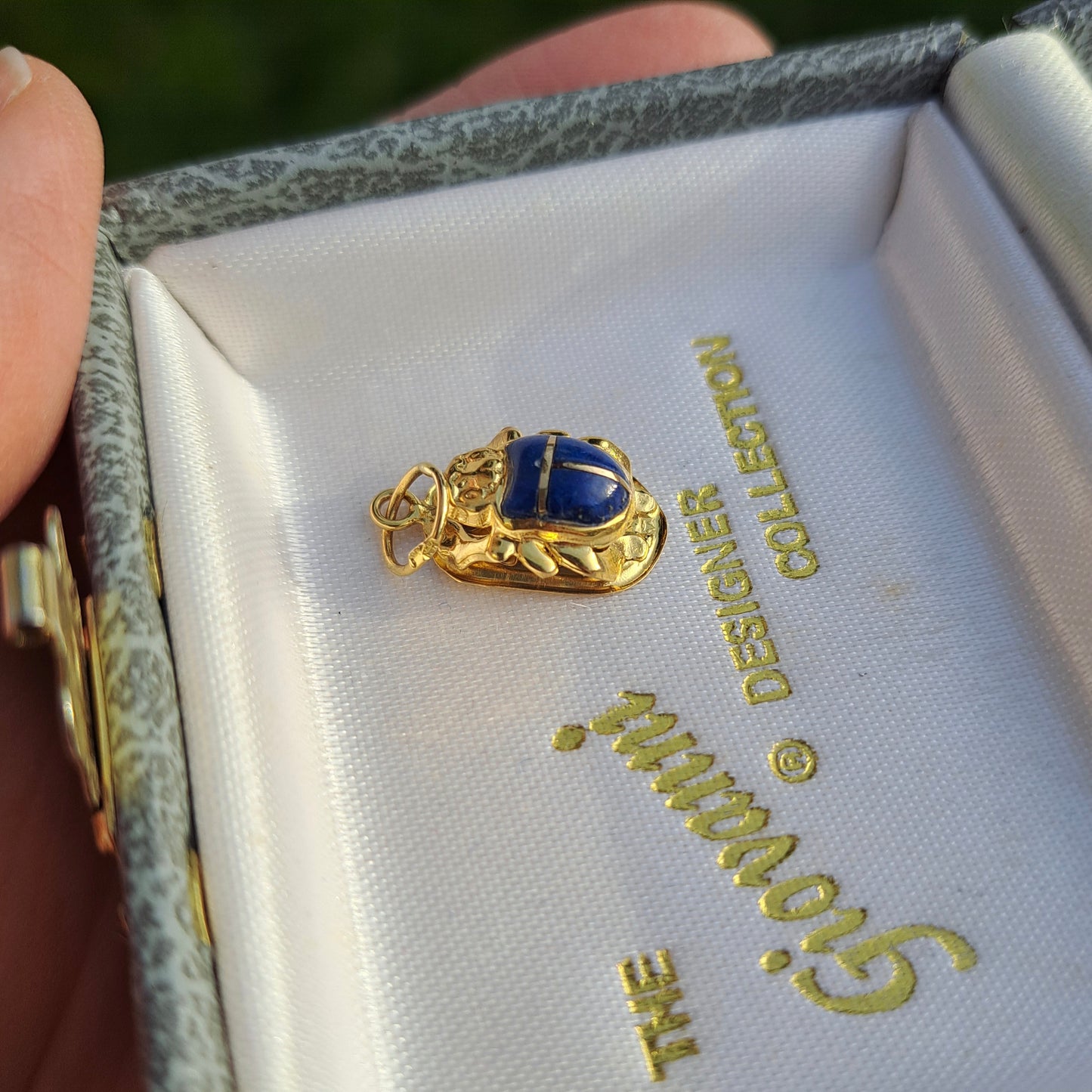 Vintage Egyptian 18ct Gold and Lapis Lazuli Scarab Beetle Charm